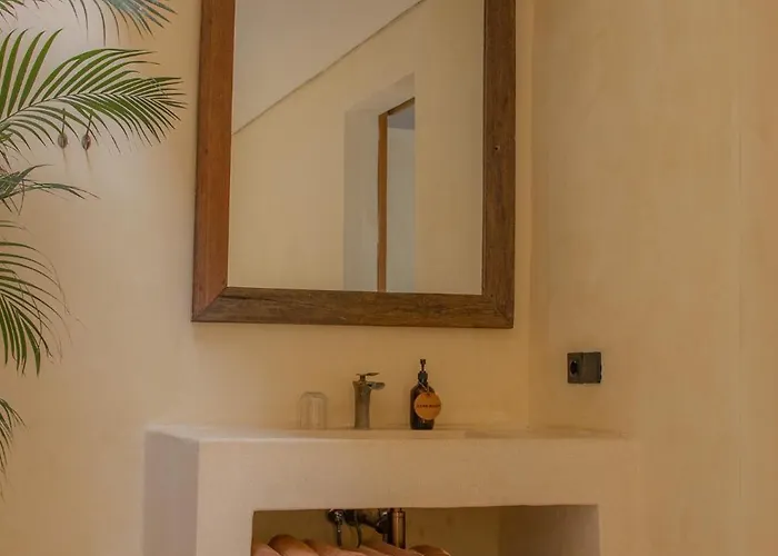 Hotel Lulu's Wellness Boutique Uluwatu